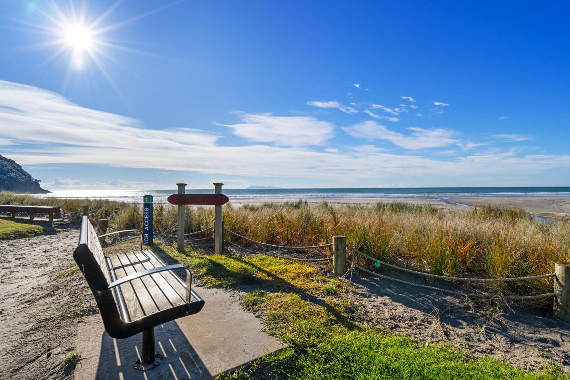 Tasman Holiday Parks - Waihi Beach Экстерьер фото The beach at the end of the boardwalk